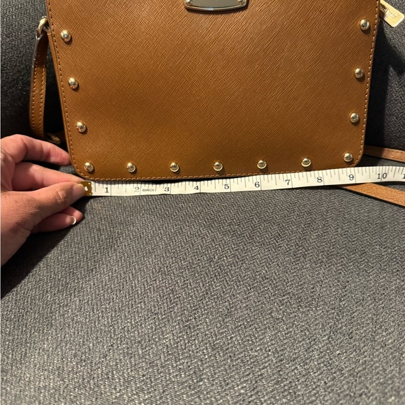 Michael Kors Tan Crossbody Bag - Picture 5 of 8